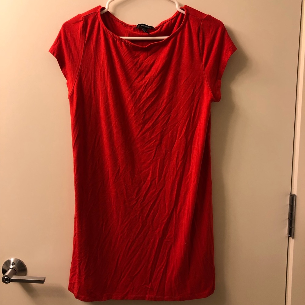 Beautiful red simple dress.